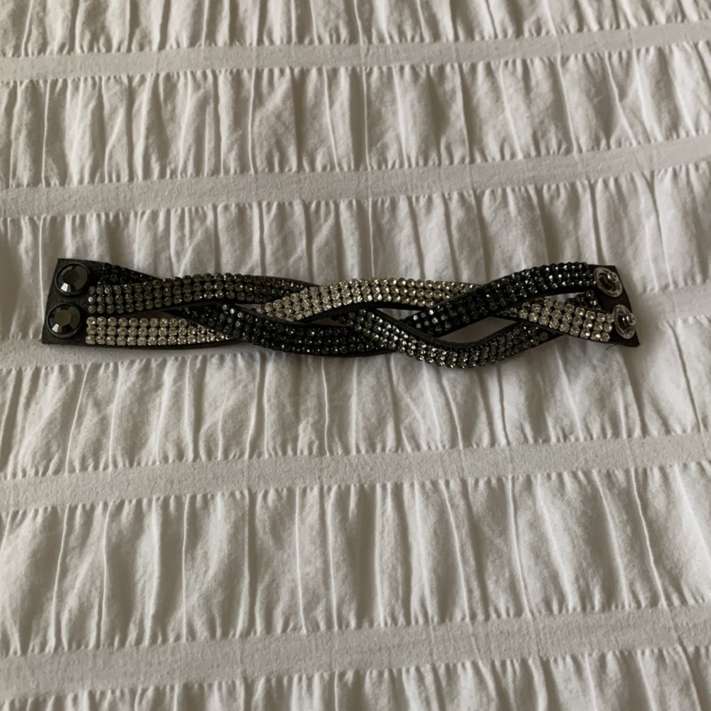 Crystal Wrap Bracelet in Black and Silver - Picture 4 of 8